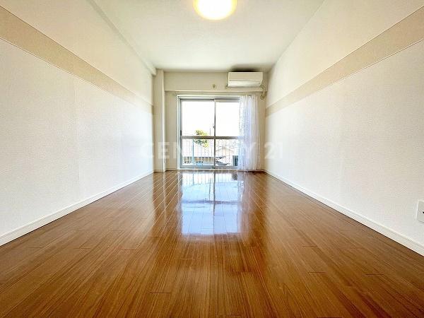 �����s��c��R��1���� 19-15�̒��Ã}���V�����̃��r���O