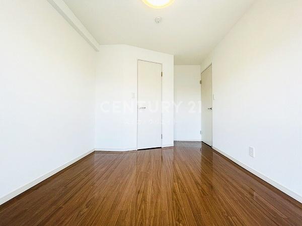 �����s��c��R��1���� 19-15�̒��Ã}���V�����̗m��