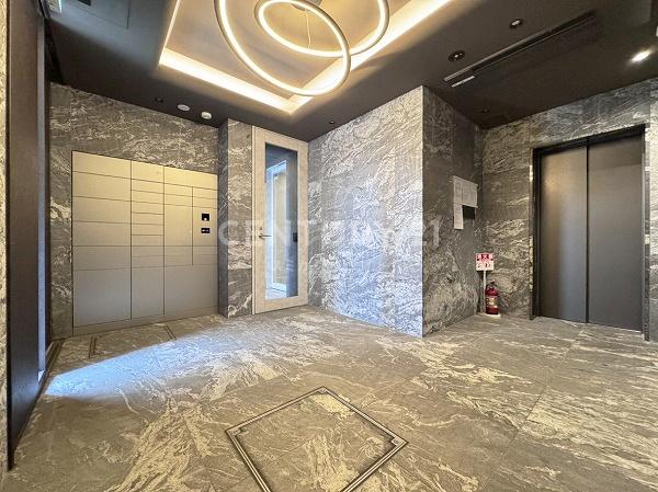 �����s�i��擌�ܔ��c5���� 21-13�̒��Ã}���V�����̃G���g�����X