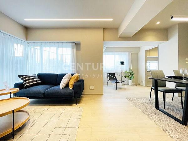 �����s�a�J���X��4���� 51-7�̒��Ã}���V�����̃��r���O