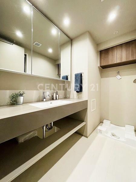 �����s�a�J���X��4���� 51-7�̒��Ã}���V�����̐��ʑ�E���ʏ�