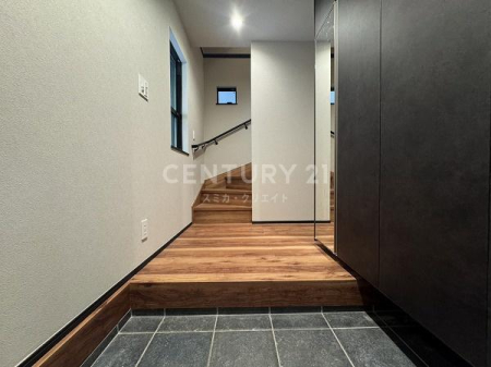 �����s�i�����4���ڂ̐V�z��ˌ��Ă̌���