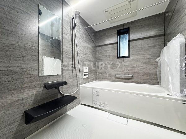 �����s�i�����4���ڂ̐V�z��ˌ��Ă̗���