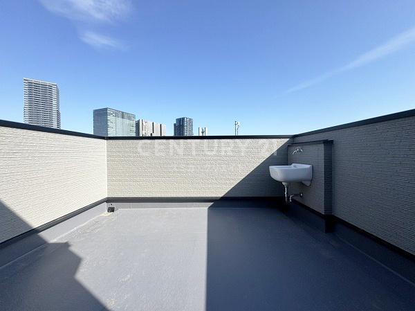 �����s�i�����4���ڂ̐V�z��ˌ��Ẵo���R�j�[