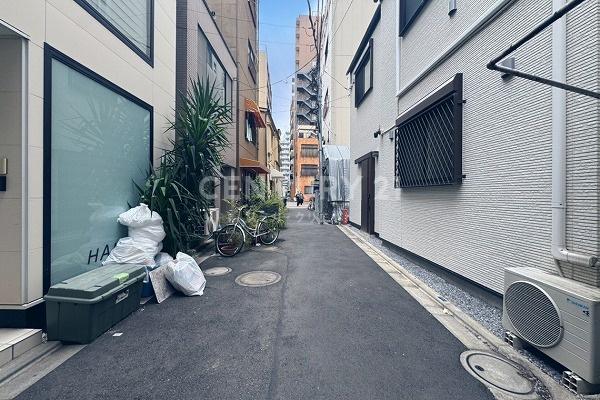 �����s�䓌�旋��1���ڂ̓y�n�̑O�ʓ��H�܂ތ��n�ʐ^