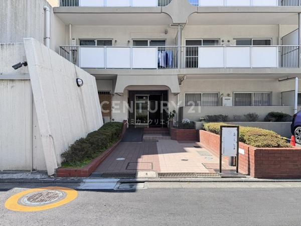 �����s�`��O�c3���� 7-26�̒��Ã}���V�����̃G���g�����X