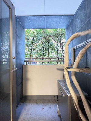 �����s�a�J��b���1���� 31-6�̒��Ã}���V�����̏Z�˂���̒��]�ʐ^