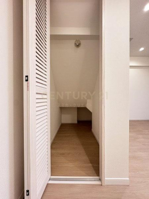 �����s�a�J��b���1���� 31-6�̒��Ã}���V�����̎��[