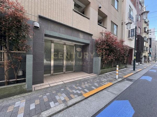 �����s�a�J��b���1���� 31-6�̒��Ã}���V�����̃G���g�����X