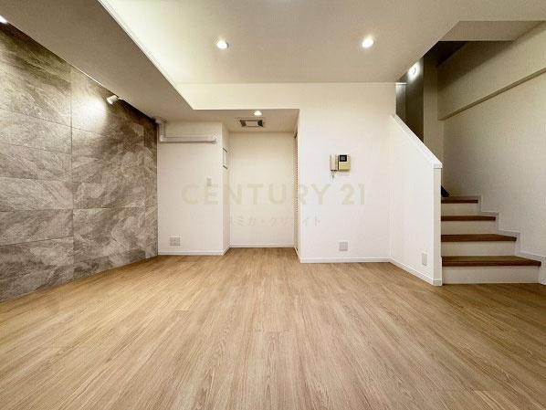 �����s�a�J��b���1���� 31-6�̒��Ã}���V�����̗m��