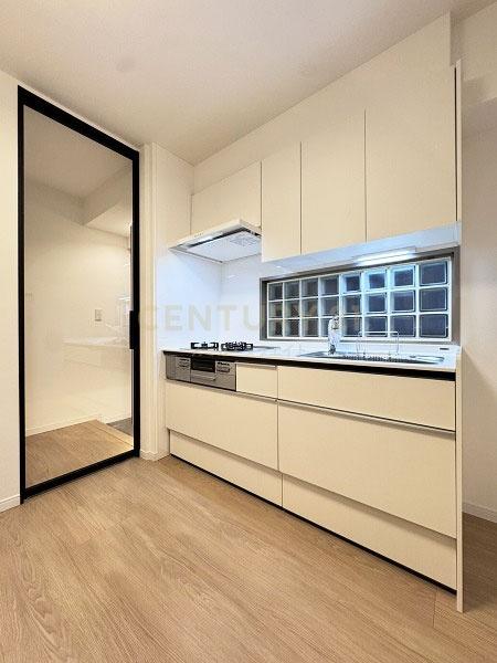 �����s�a�J��b���1���� 31-6�̒��Ã}���V�����̃L�b�`��