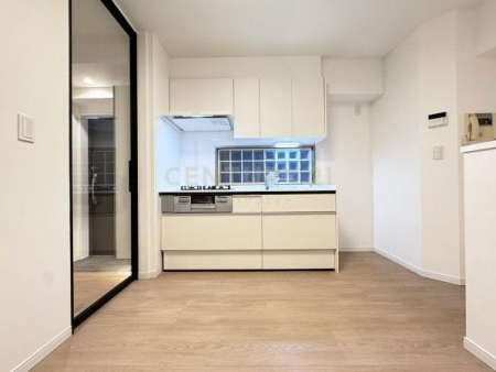 �����s�a�J��b���1���� 31-6�̒��Ã}���V�����̃L�b�`��