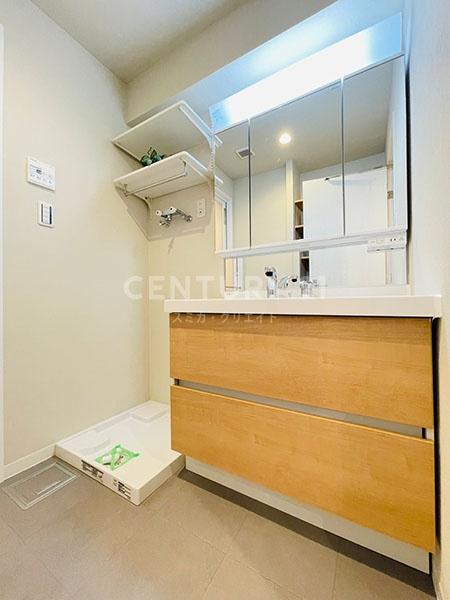 �����s�i��搼���6���� 6-8�̒��Ã}���V�����̐��ʑ�E���ʏ�