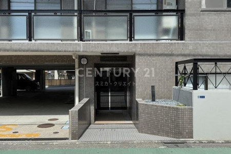 �����s�i��搼���6���� 6-8�̒��Ã}���V�����̃G���g�����X