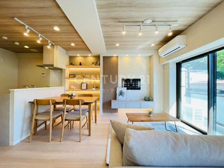 �����s�i��搼���6���� 6-8�̒��Ã}���V�����̃��r���O