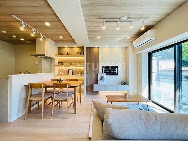 �����s�i��搼���6���� 6-8�̒��Ã}���V�����̃��r���O