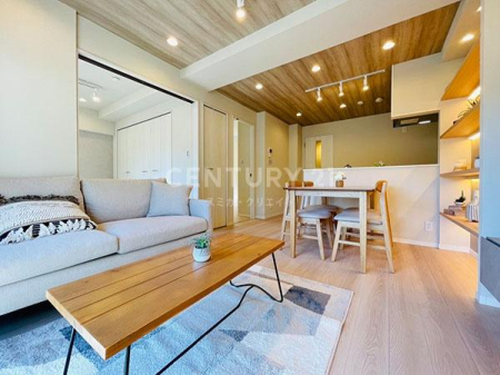 �����s�i��搼���6���� 6-8�̒��Ã}���V�����̃��r���O