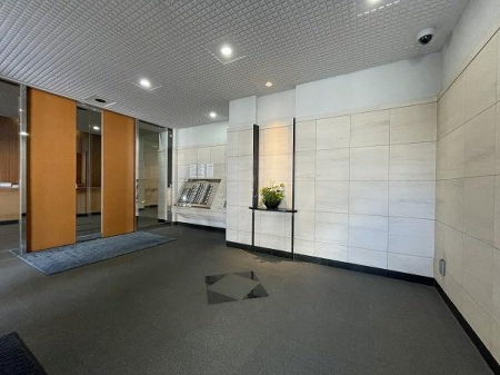 �����s���c�J��ʐ��2���� 39-16�̒��Ã}���V�����̃G���g�����X