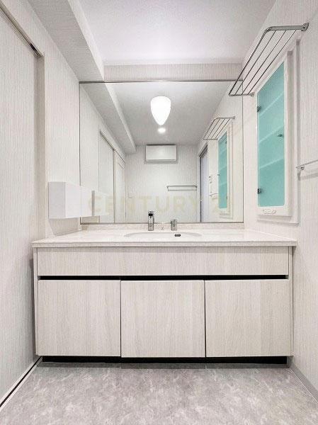 �����s�a�J���X��1���� 6-8�̒��Ã}���V�����̐��ʑ�E���ʏ�