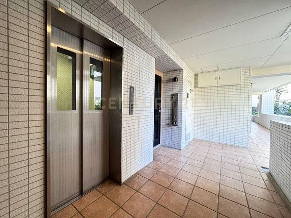 �����s�a�J���X��1���� 6-8�̒��Ã}���V�����̂��̑����p��