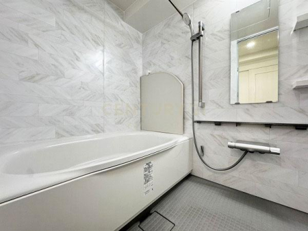 �����s�a�J���X��1���� 6-8�̒��Ã}���V�����̗���