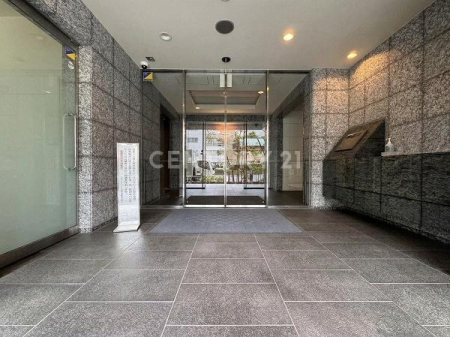 �����s�`�捂��1���� 23-26�̒��Ã}���V�����̃G���g�����X