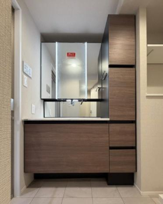 �����s�`�捂��1���� 23-26�̒��Ã}���V�����̐��ʑ�E���ʏ�