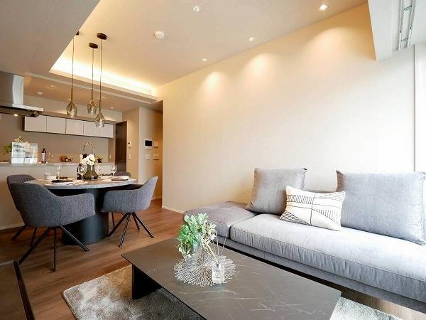 �����s�i������1���� 17-5�̒��Ã}���V�����̃��r���O