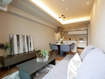 �����s�i������1���� 17-5�̒��Ã}���V�����̃��r���O