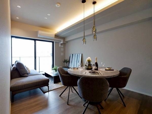 �����s�i������1���� 17-5�̒��Ã}���V�����̃��r���O