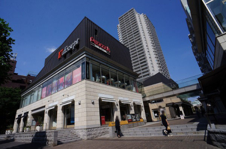 �����s�a�J��b�����3���� 11-25�̒��Ã}���V�����̎��ӊ�