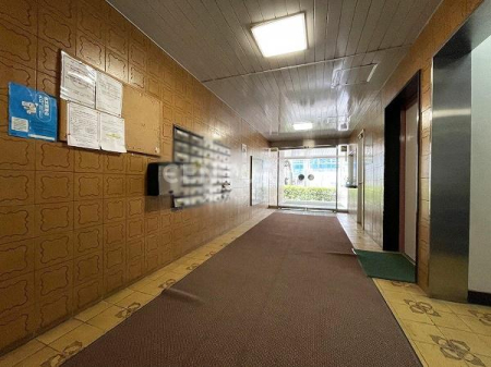 �����s�i��搼�ܔ��c4���� 31-21�̒��Ã}���V�����̃G���g�����X