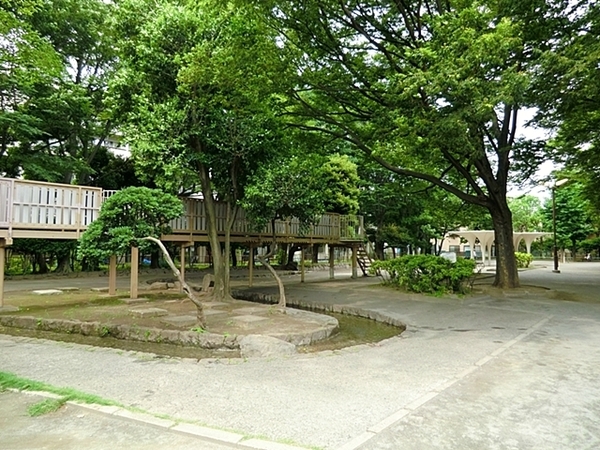 �����s���c�J�扺�n4���� 23-14�̒��Ã^�E���n�E�X�̎��ӊ�