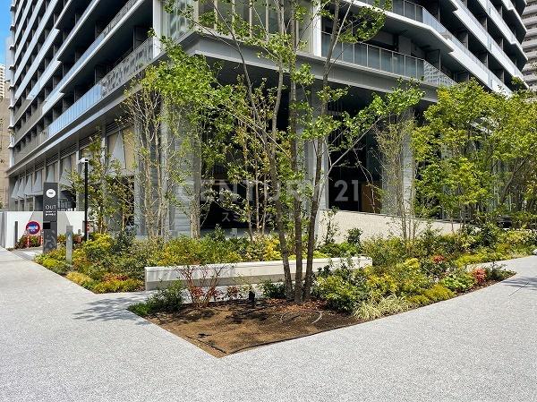 �����s�`��`��3���� 7-2�̐V�z�}���V�����̃G���g�����X