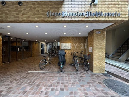 �����s��c�搼���c7���� 51-3�̒��Ã}���V�����̃G���g�����X