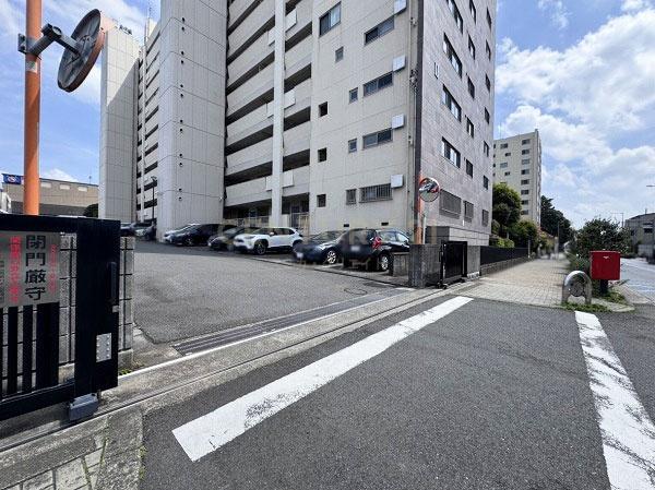 �����s���c�J���p��2���� 5-2�̒��Ã}���V�����̃G���g�����X