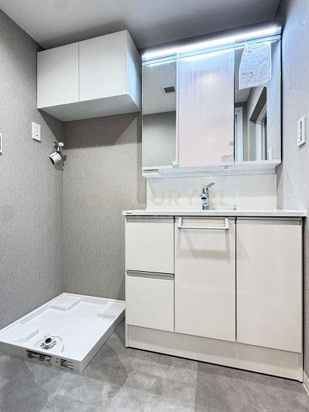 �����s���c�J���p��2���� 5-2�̒��Ã}���V�����̐��ʑ�E���ʏ�