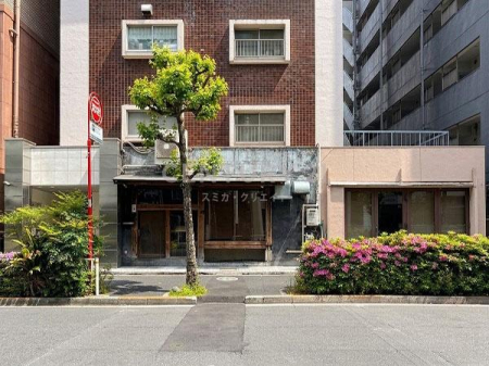 �����s�a�J��b�����2���� 3-11�̒��Ã}���V�����̃G���g�����X