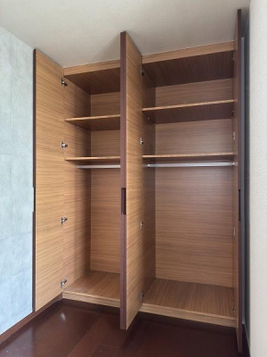 �����s�i�����1���� 19-13�̒��Ã}���V�����̎��[