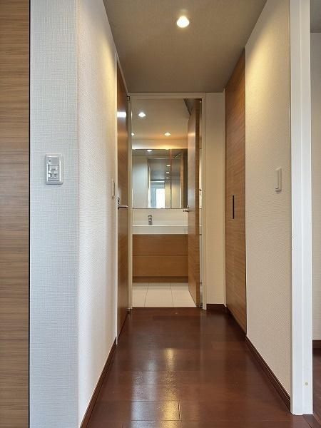 �����s�i�����1���� 19-13�̒��Ã}���V�����̂��̑�����