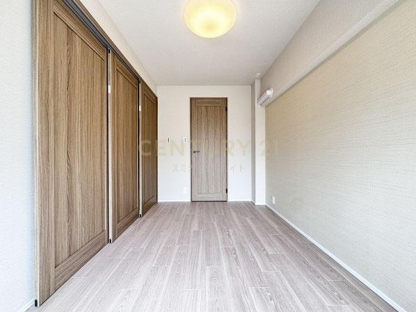 �����s��c���X�k1���� 32-13�̒��Ã}���V�����̗m��