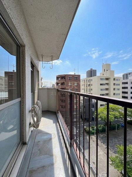 �����s��c���X�k1���� 32-13�̒��Ã}���V�����̃o���R�j�[