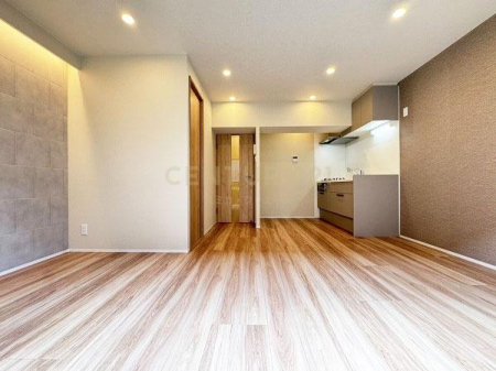 �����s�`���R3���� 3-10�̒��Ã}���V�����̃��r���O