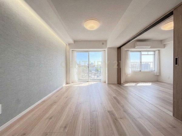 �����s��c���X�{��2���� 4-22�̒��Ã}���V�����̃��r���O