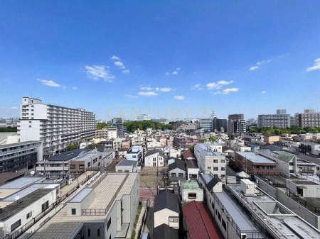 �����s��c���X�{��2���� 4-22�̒��Ã}���V�����̏Z�˂���̒��]�ʐ^