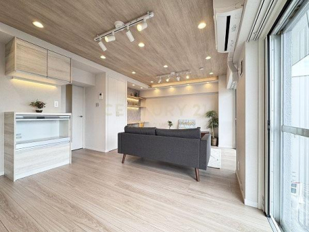 �����s�a�J���X��2���� 39-7�̒��Ã}���V�����̃��r���O