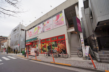 �����s�i���`��5���� 7-20�̒��Ã}���V�����̎��ӊ�