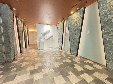 �����s�i���k�i��3���� 11-5�̒��Ã}���V�����̃G���g�����X