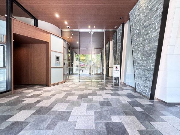 �����s�i���k�i��3���� 11-5�̒��Ã}���V�����̃G���g�����X