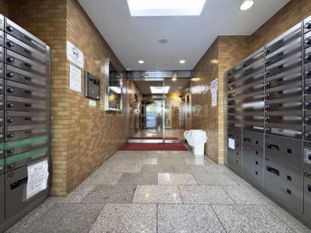 �����s�ڍ���勴1���� 1-5�̒��Ã}���V�����̃G���g�����X